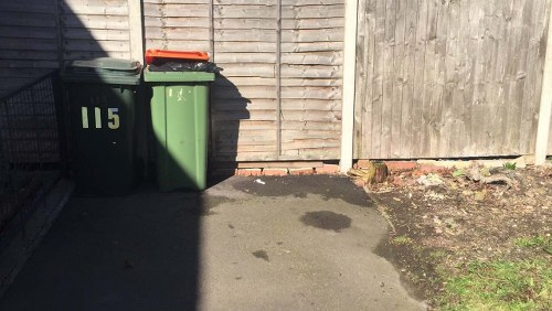 Environmentally responsible house clearance practices